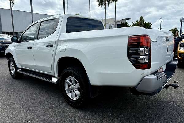 2022 Mitsubishi Triton GLX+ MR 4X4