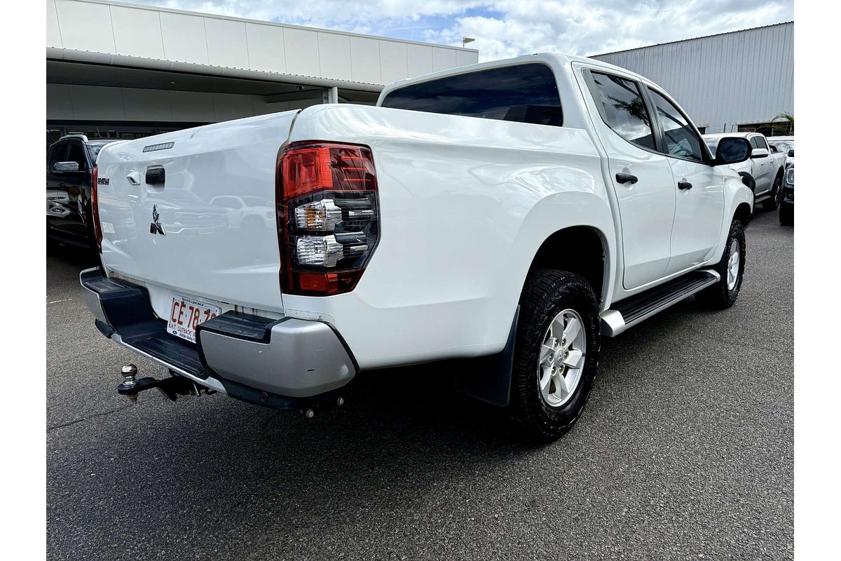 2022 Mitsubishi Triton GLX+ MR 4X4