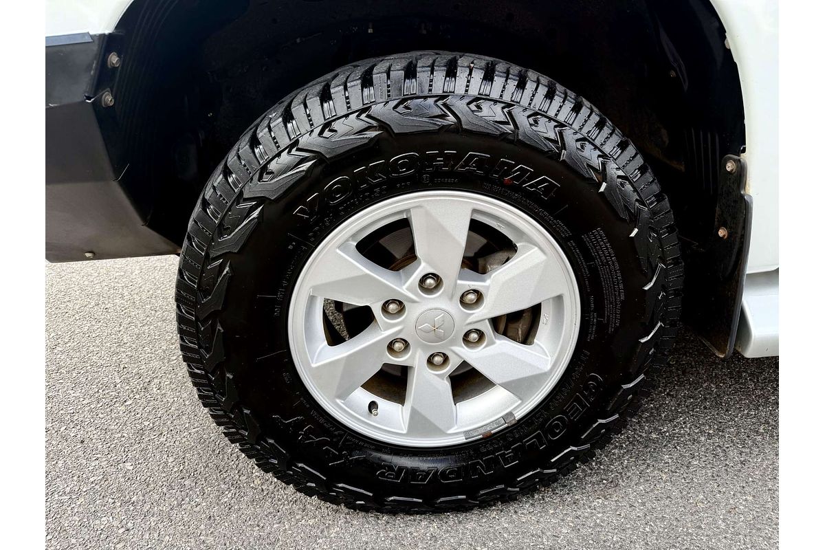 2022 Mitsubishi Triton GLX+ MR 4X4