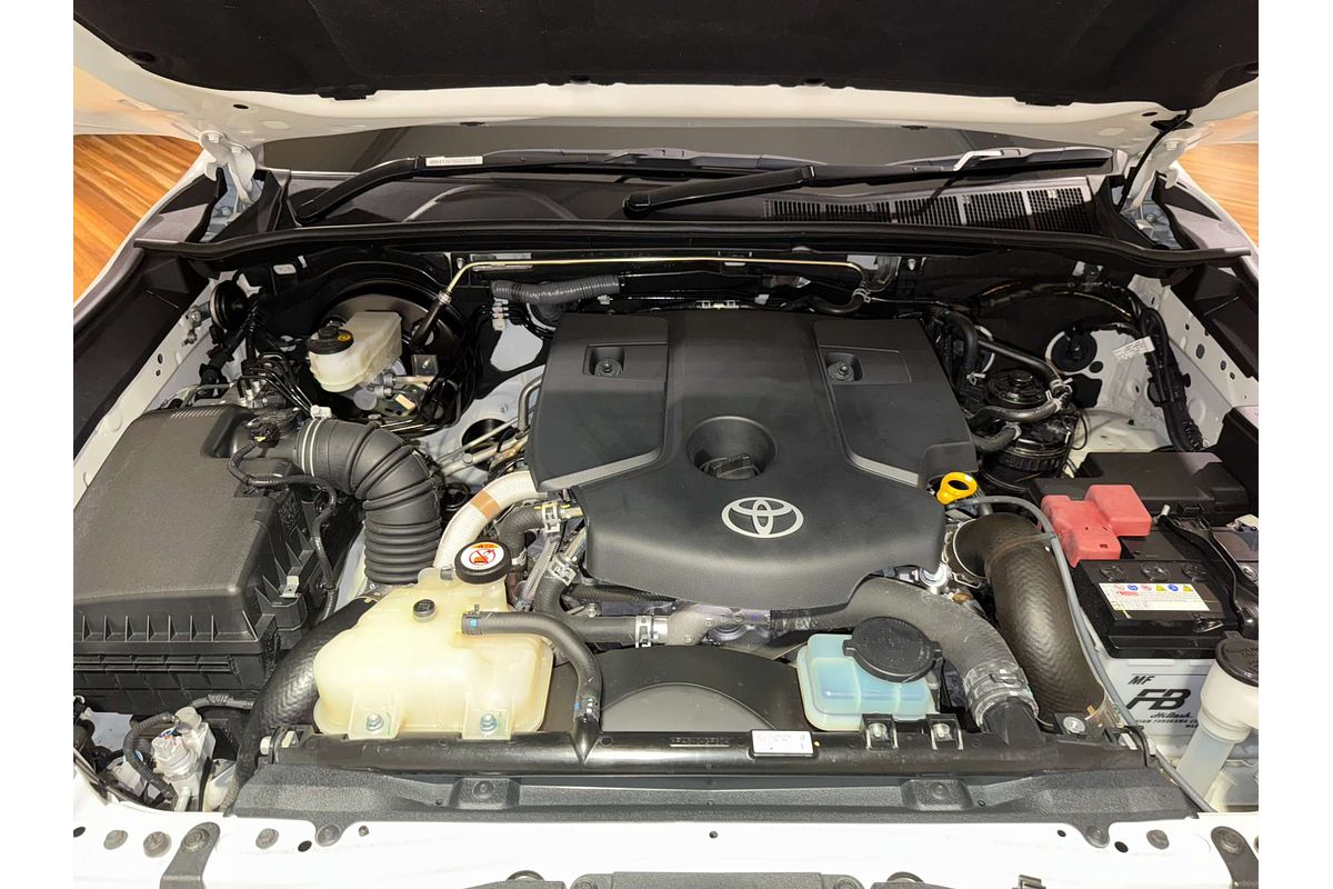 2023 Toyota Hilux SR5 GUN126R 4X4