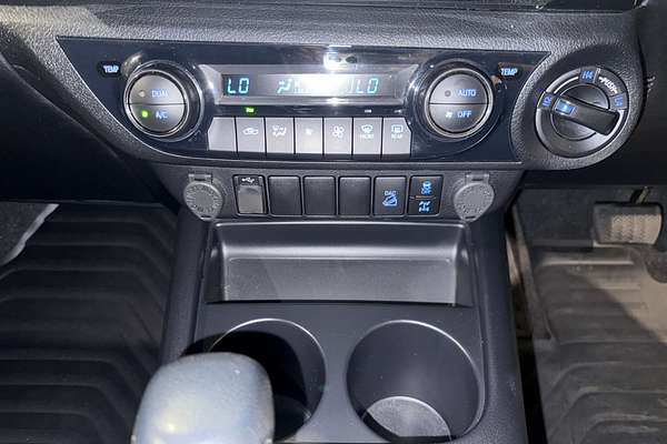 2023 Toyota Hilux SR5 GUN126R 4X4