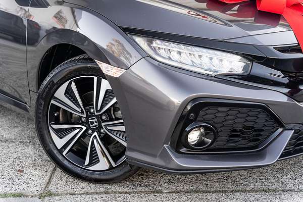 2019 Honda Civic VTi-LX 10th Gen