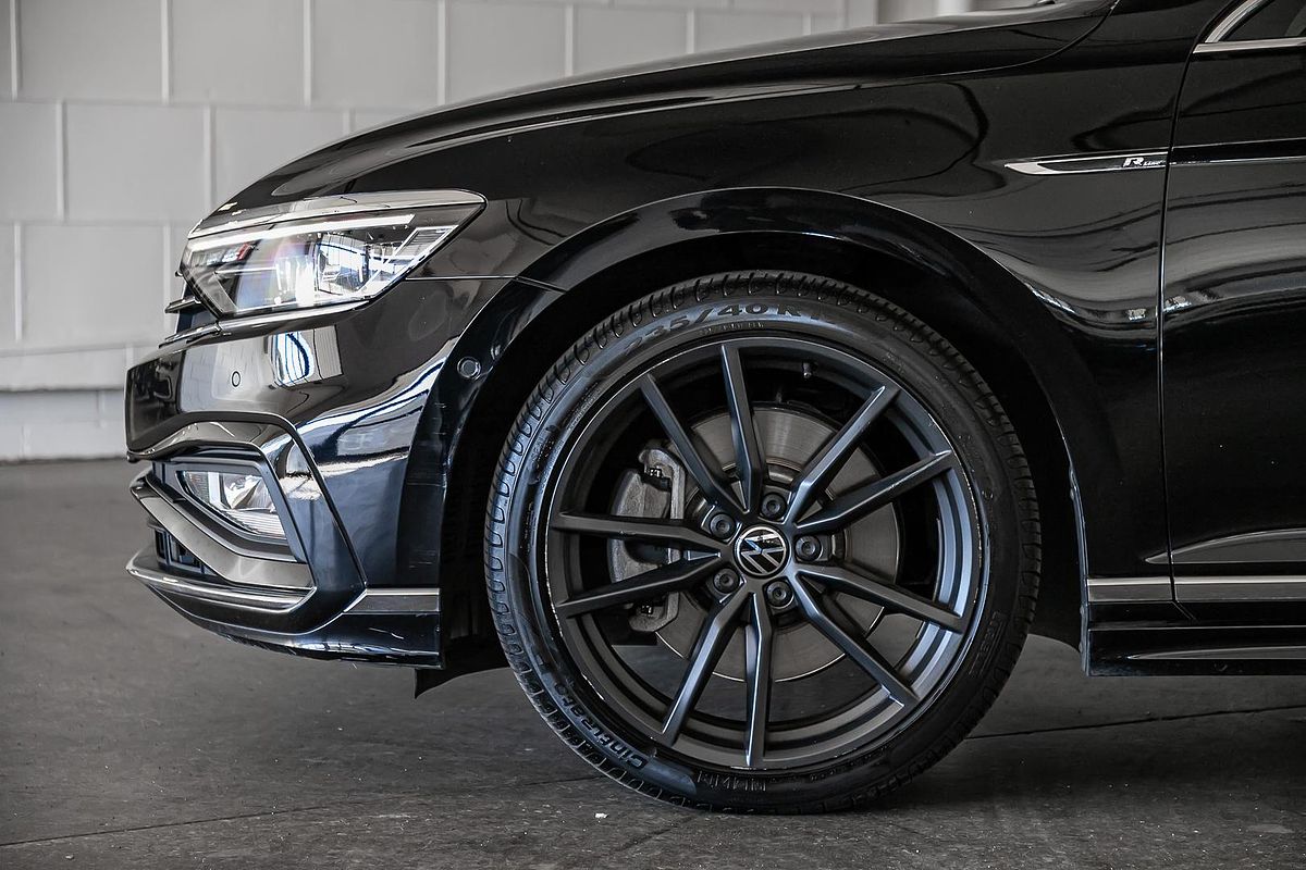 2022 Volkswagen Passat 206TSI R-Line B8