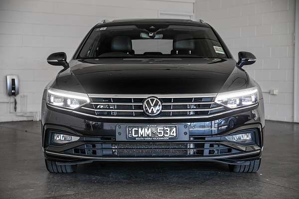 2022 Volkswagen Passat 206TSI R-Line B8