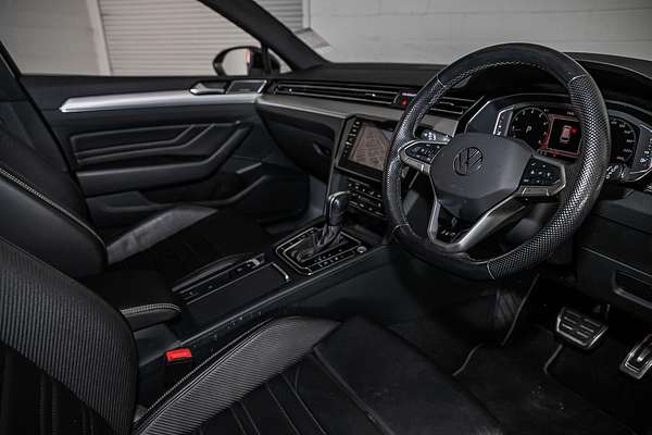 2022 Volkswagen Passat 206TSI R-Line B8