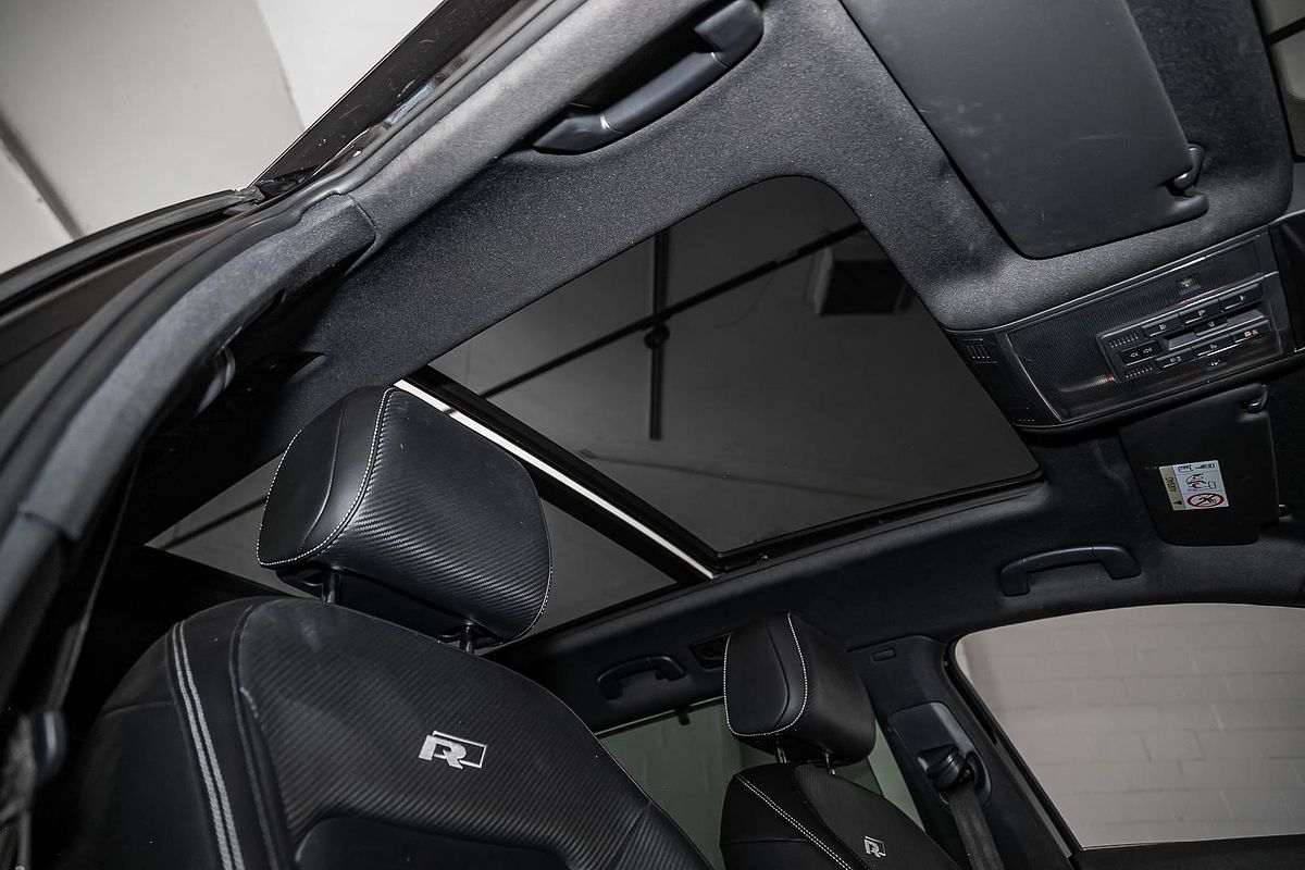 2022 Volkswagen Passat 206TSI R-Line B8
