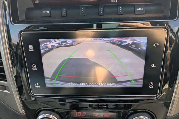 2020 Mitsubishi Pajero GLX NX