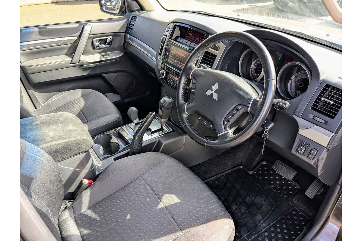2020 Mitsubishi Pajero GLX NX