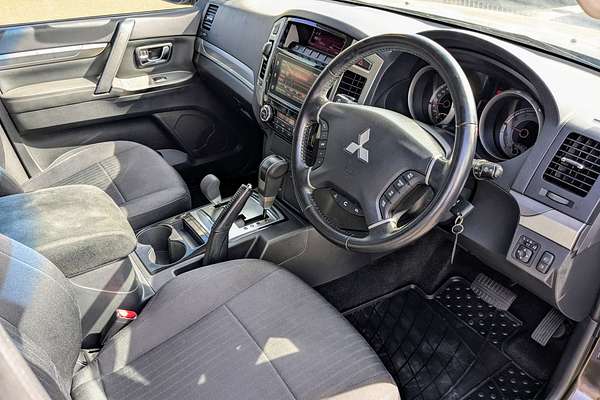 2020 Mitsubishi Pajero GLX NX