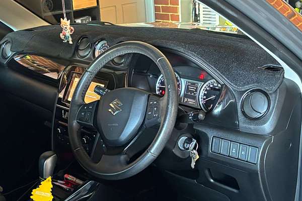 2017 Suzuki Vitara RT-S LY
