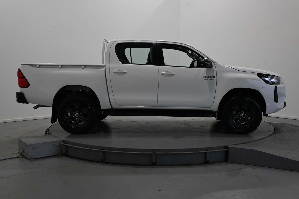 2024 Toyota Hilux SR GUN126R 4X4