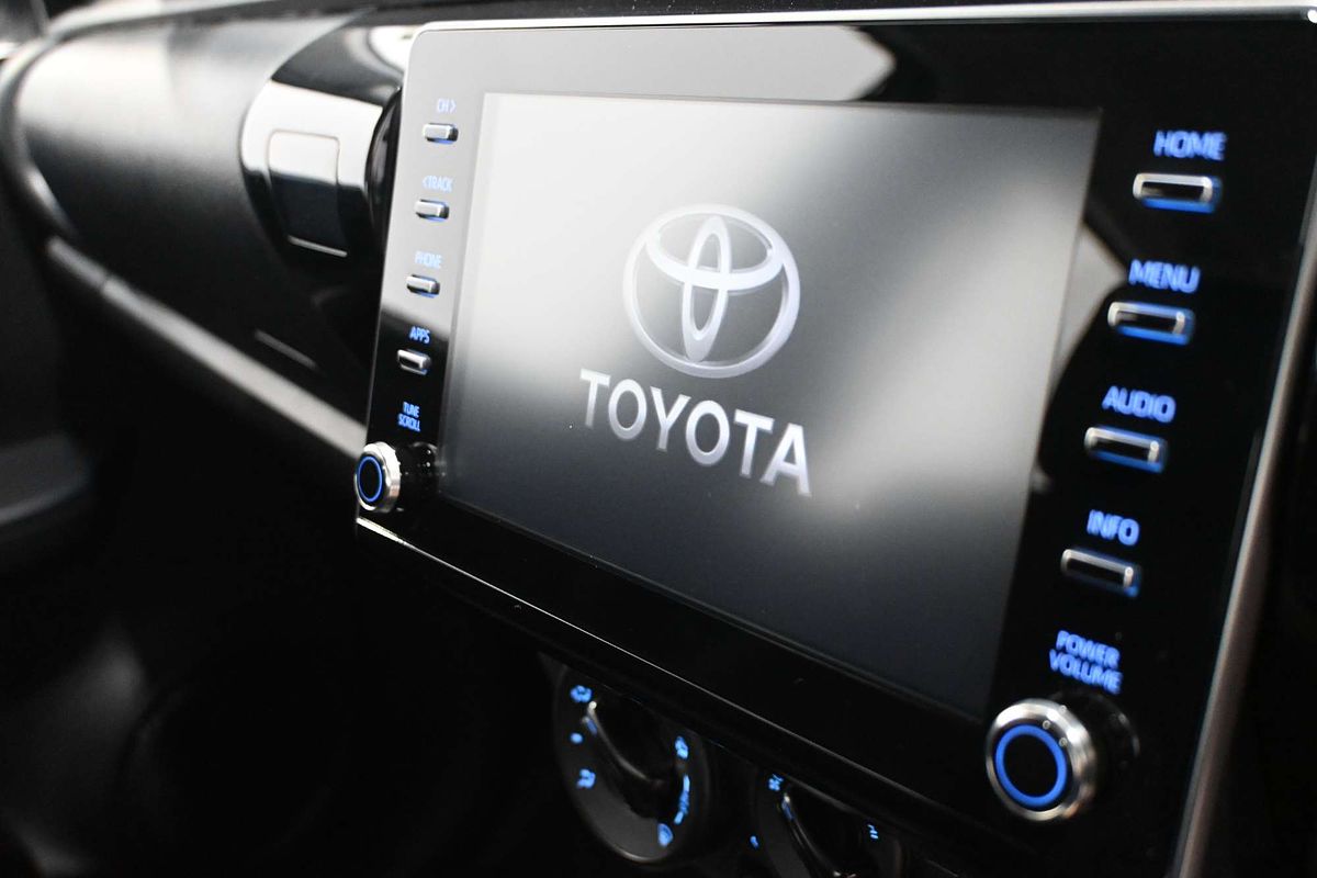 2024 Toyota Hilux SR GUN126R 4X4