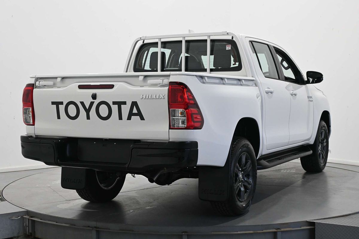 2024 Toyota Hilux SR GUN126R 4X4