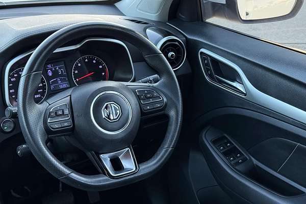 2018 MG ZS Essence AZS1