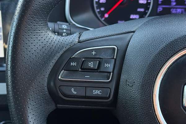 2018 MG ZS Essence AZS1