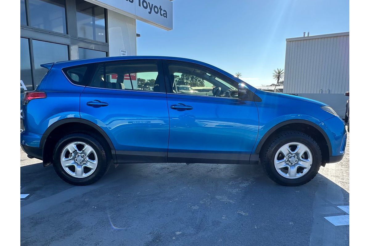 2017 Toyota RAV4 ASA44R MY17