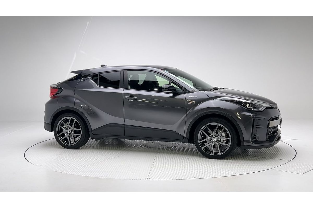 2022 Toyota C-HR GR Sport ZYX10R