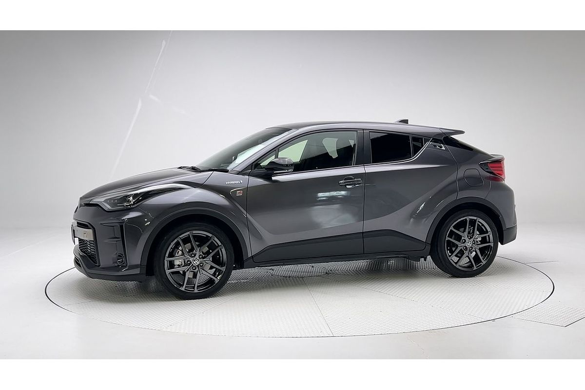 2022 Toyota C-HR GR Sport ZYX10R