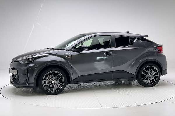 2022 Toyota C-HR GR Sport ZYX10R