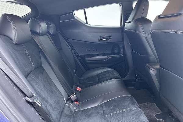 2022 Toyota C-HR GR Sport ZYX10R