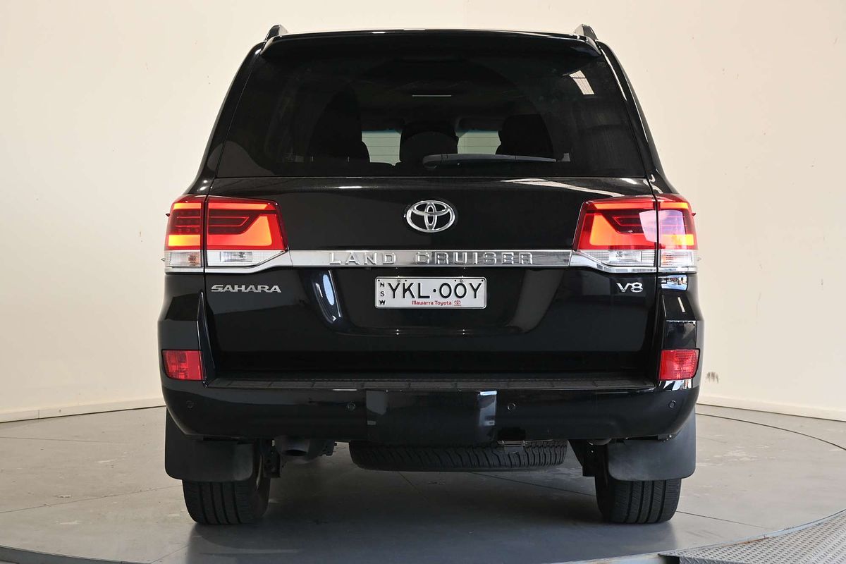 2019 Toyota Landcruiser Sahara VDJ200R