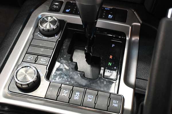 2019 Toyota Landcruiser Sahara VDJ200R