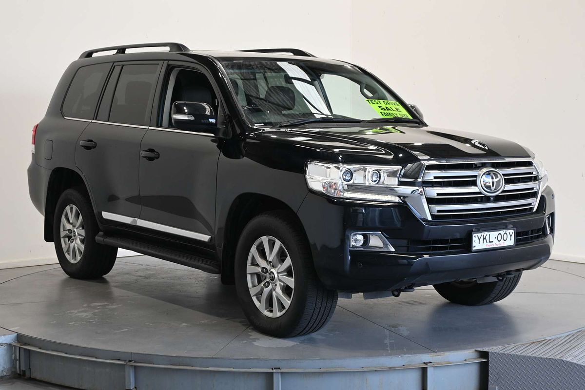 2019 Toyota Landcruiser Sahara VDJ200R