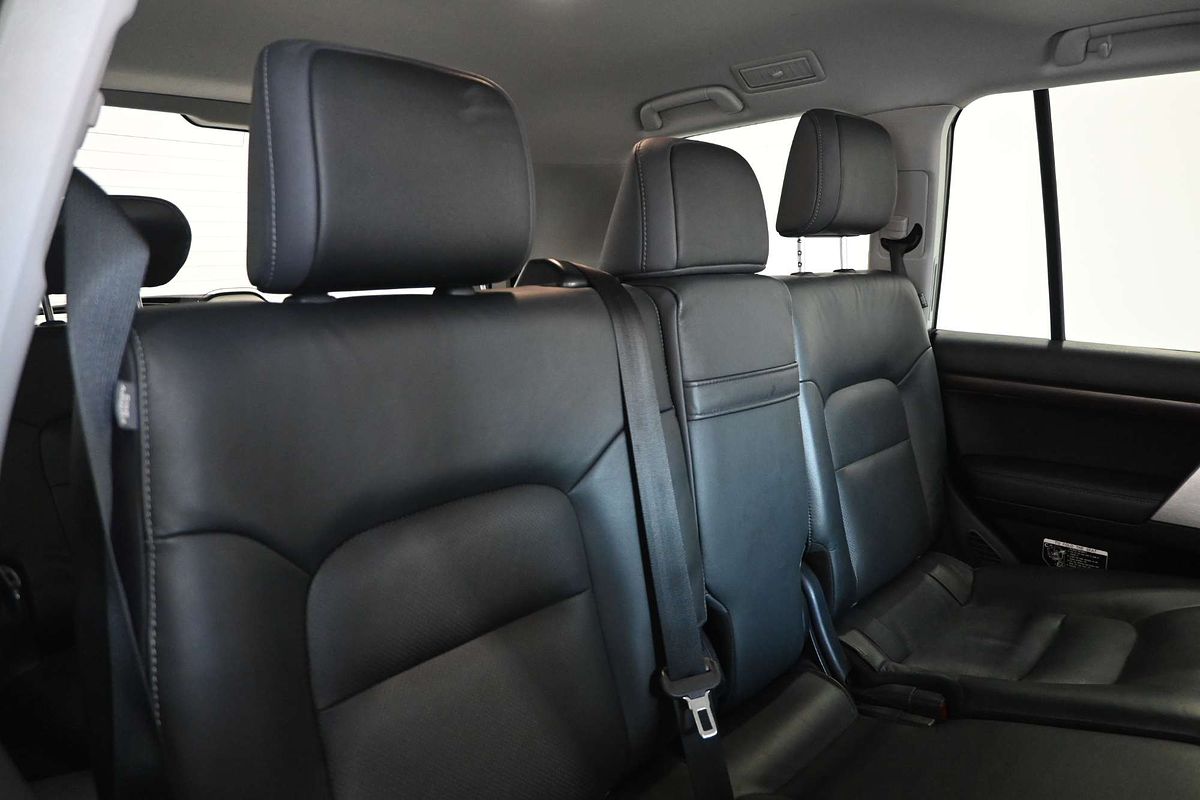 2019 Toyota Landcruiser Sahara VDJ200R