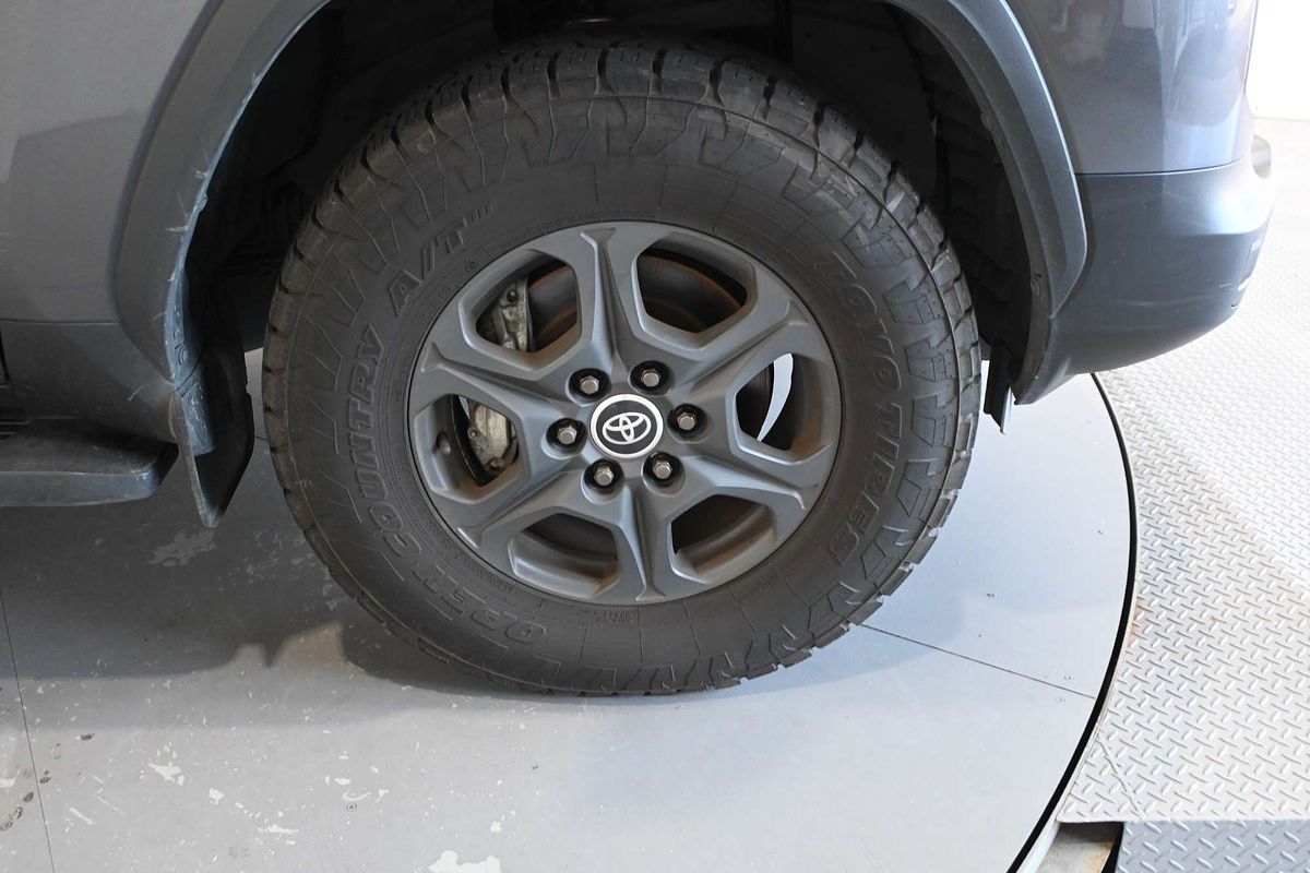 2021 Toyota Landcruiser GR Sport FJA300R