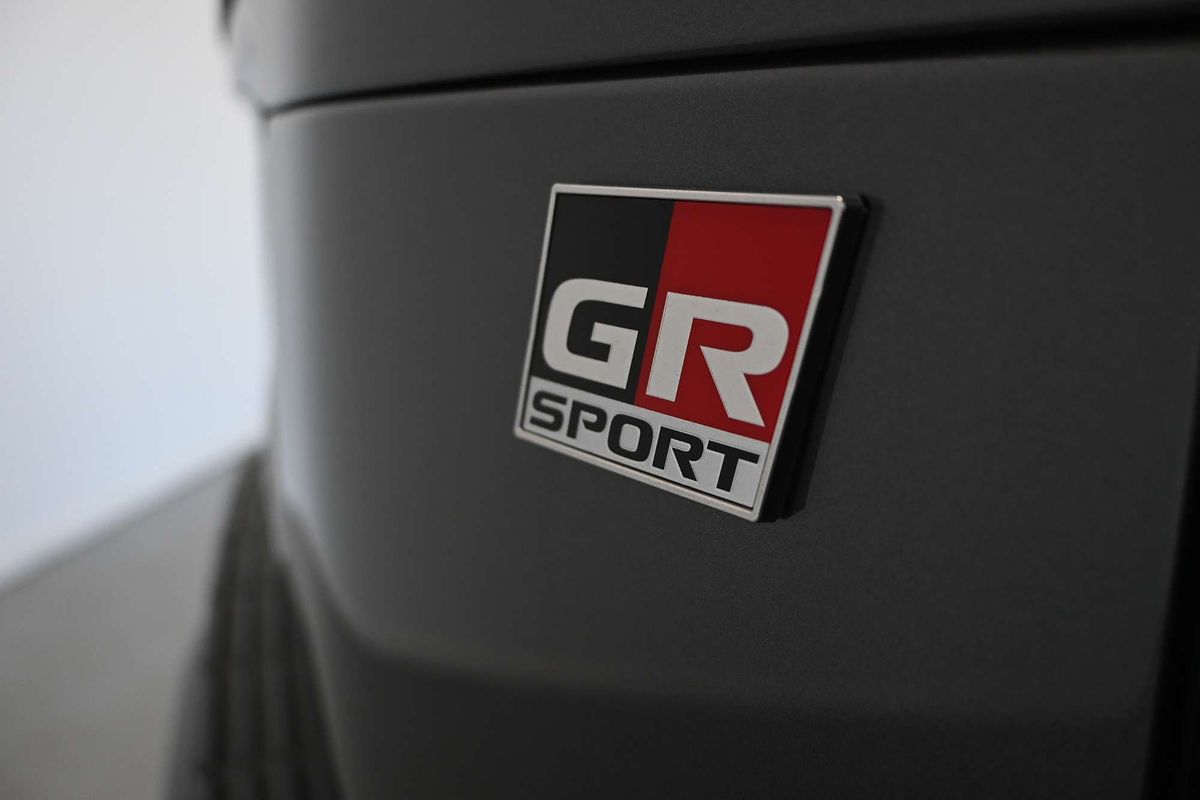 2021 Toyota Landcruiser GR Sport FJA300R
