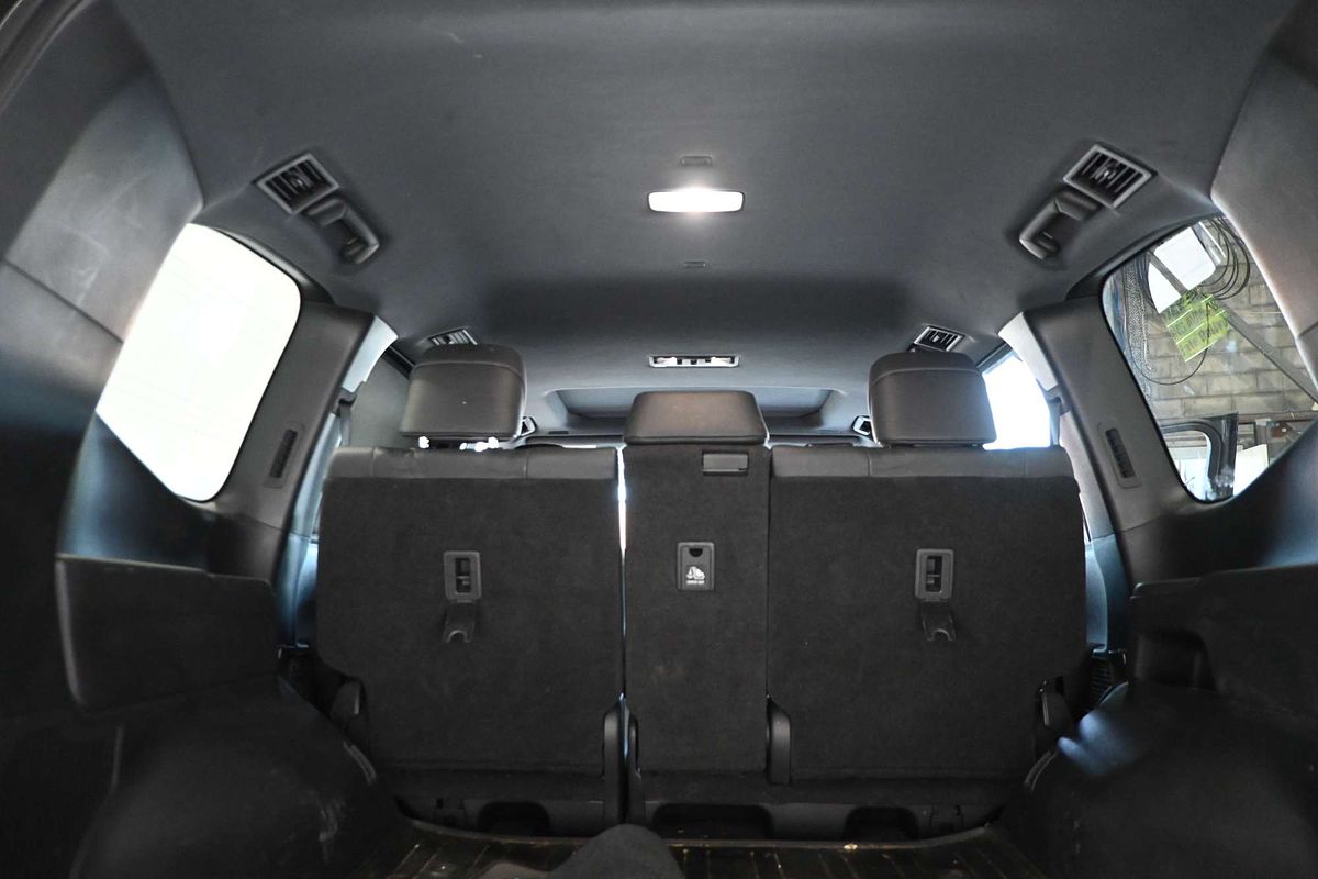 2021 Toyota Landcruiser GR Sport FJA300R