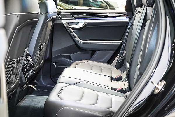 2022 Volkswagen Touareg 210TDI R-Line CR