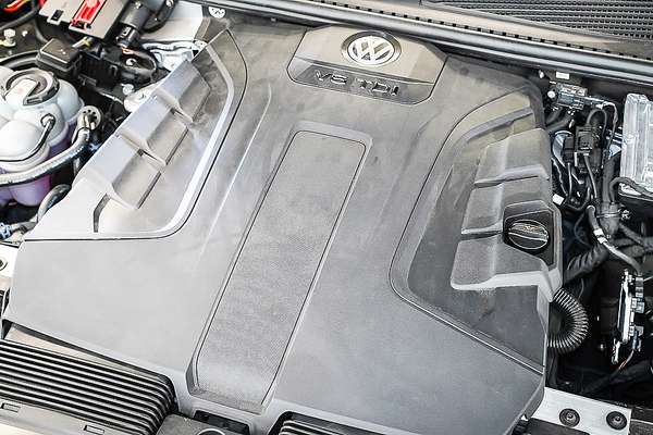 2022 Volkswagen Touareg 210TDI R-Line CR