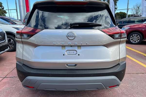 2025 Nissan X-TRAIL ST-L T33