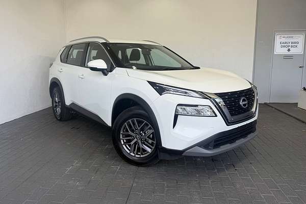 2023 Nissan X-TRAIL ST T33