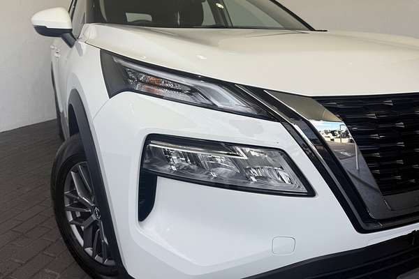 2023 Nissan X-TRAIL ST T33