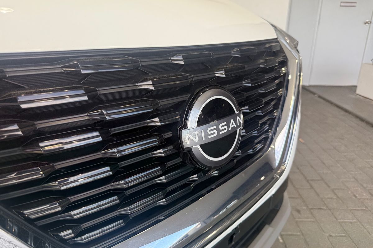 2023 Nissan X-TRAIL ST T33