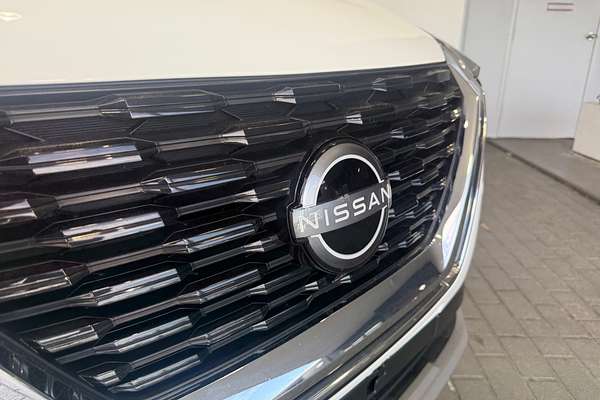 2023 Nissan X-TRAIL ST T33