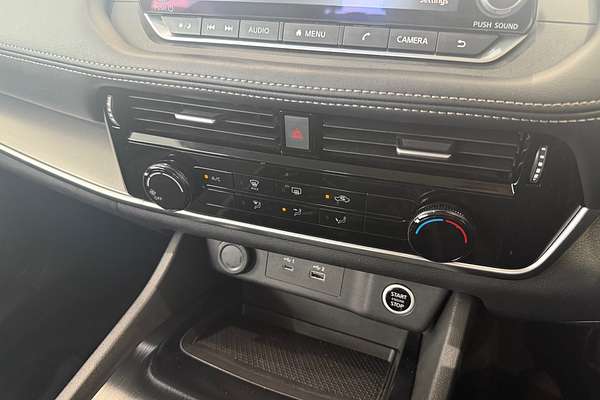 2023 Nissan X-TRAIL ST T33