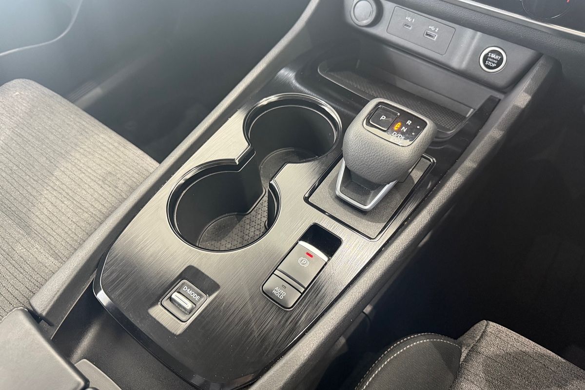 2023 Nissan X-TRAIL ST T33