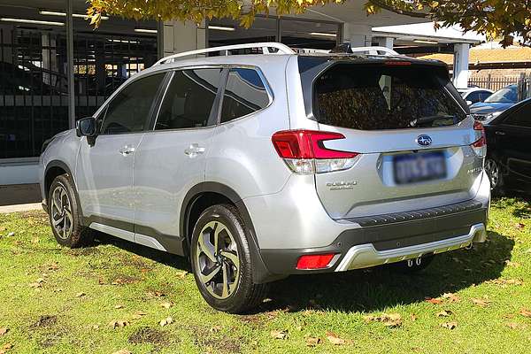 2024 Subaru Forester 2.5i-S S5