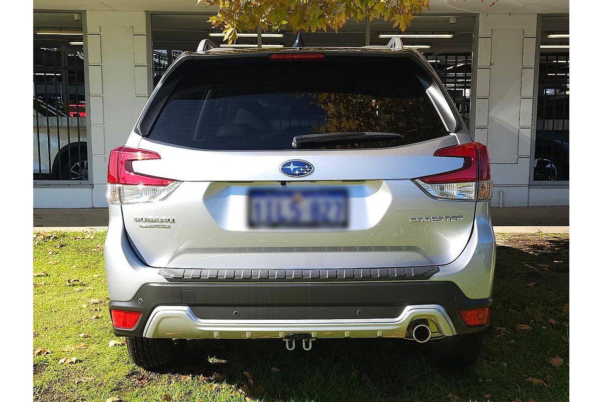2024 Subaru Forester 2.5i-S S5