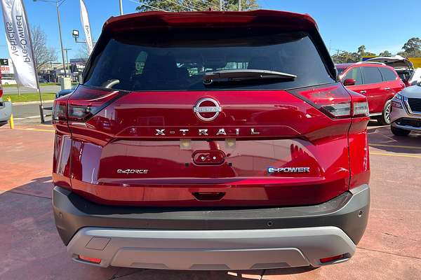 2025 Nissan X-TRAIL ST-L e-POWER T33