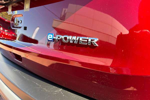 2025 Nissan X-TRAIL ST-L e-POWER T33