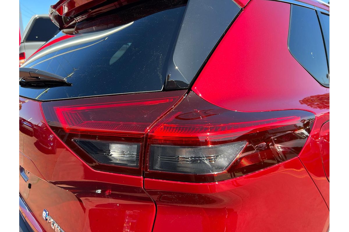 2025 Nissan X-TRAIL ST-L e-POWER T33