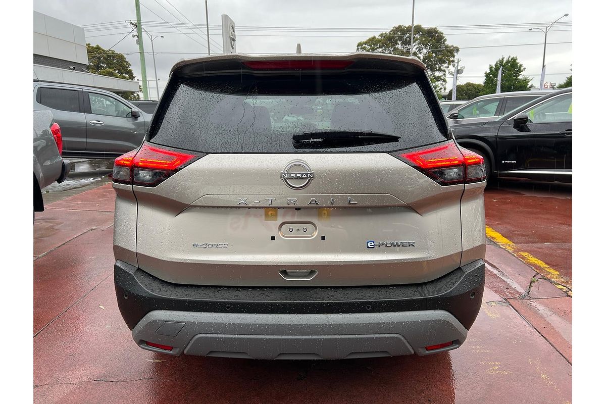 2025 Nissan X-TRAIL ST-L e-POWER T33