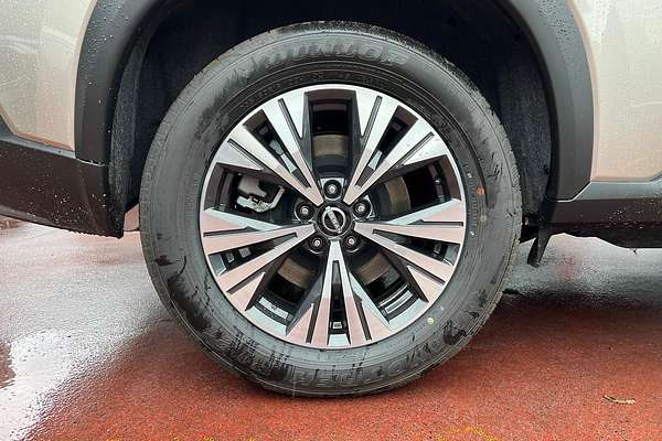 2025 Nissan X-TRAIL ST-L e-POWER T33