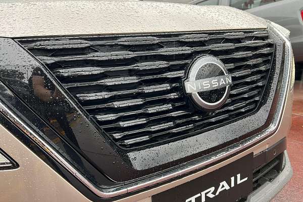 2025 Nissan X-TRAIL ST-L e-POWER T33
