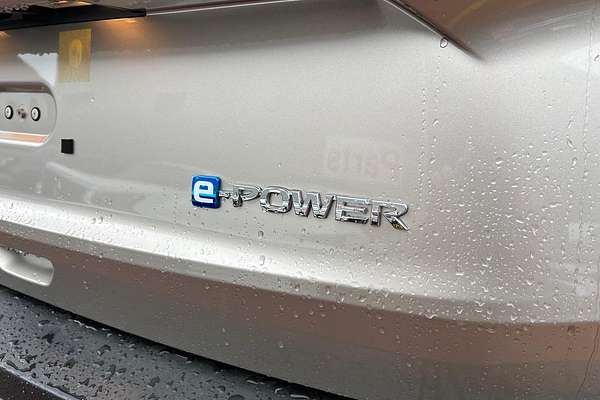 2025 Nissan X-TRAIL ST-L e-POWER T33
