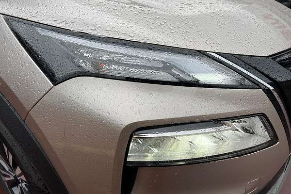 2025 Nissan X-TRAIL ST-L e-POWER T33